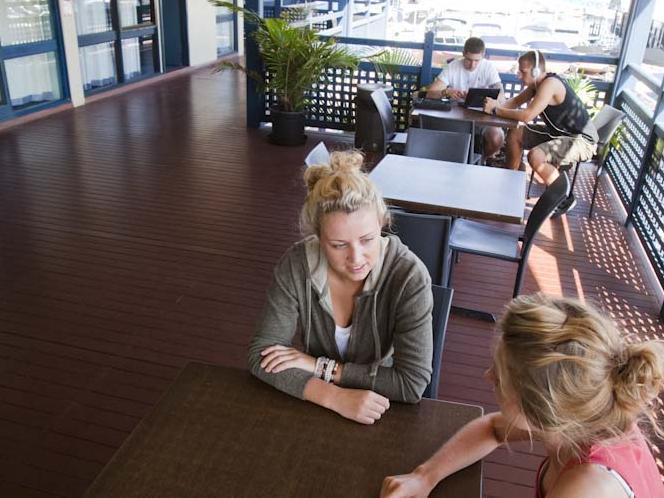 Surfers Paradise Yha Southport Экстерьер фото